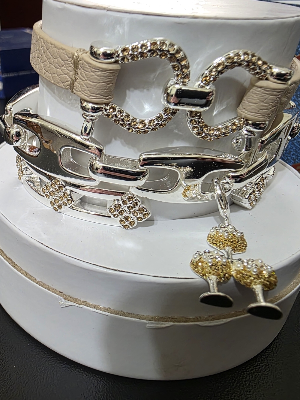 Champagne. Crystal-Embellished Beige Leather & Silver Link Bracelet Stack